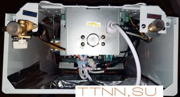 Газовый проточный водонагреватель Thermex S 20 MD (Art Red) Газовый проточный водонагреватель Thermex S 20 MD (Art Red)